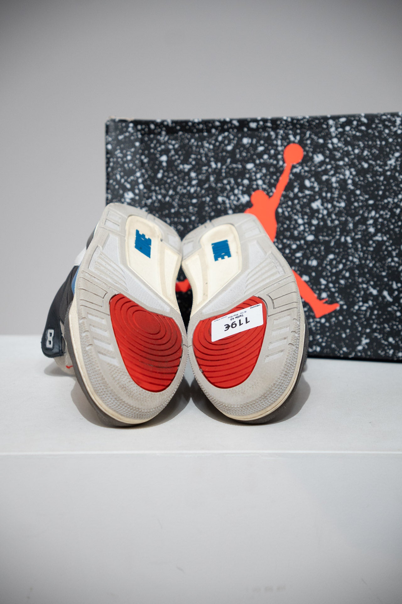 Jordan 3 Rare (Taille 45)