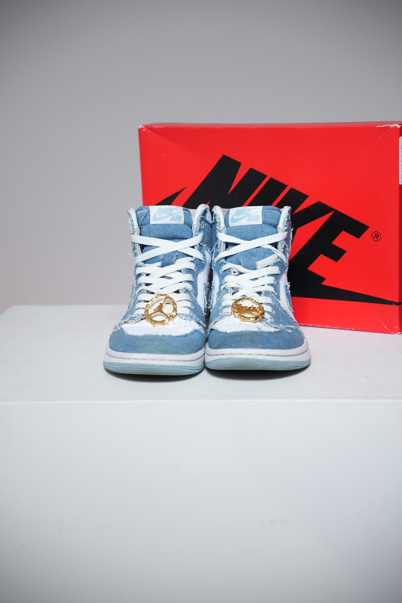 Jordan 1 High Denim (Taille 40)