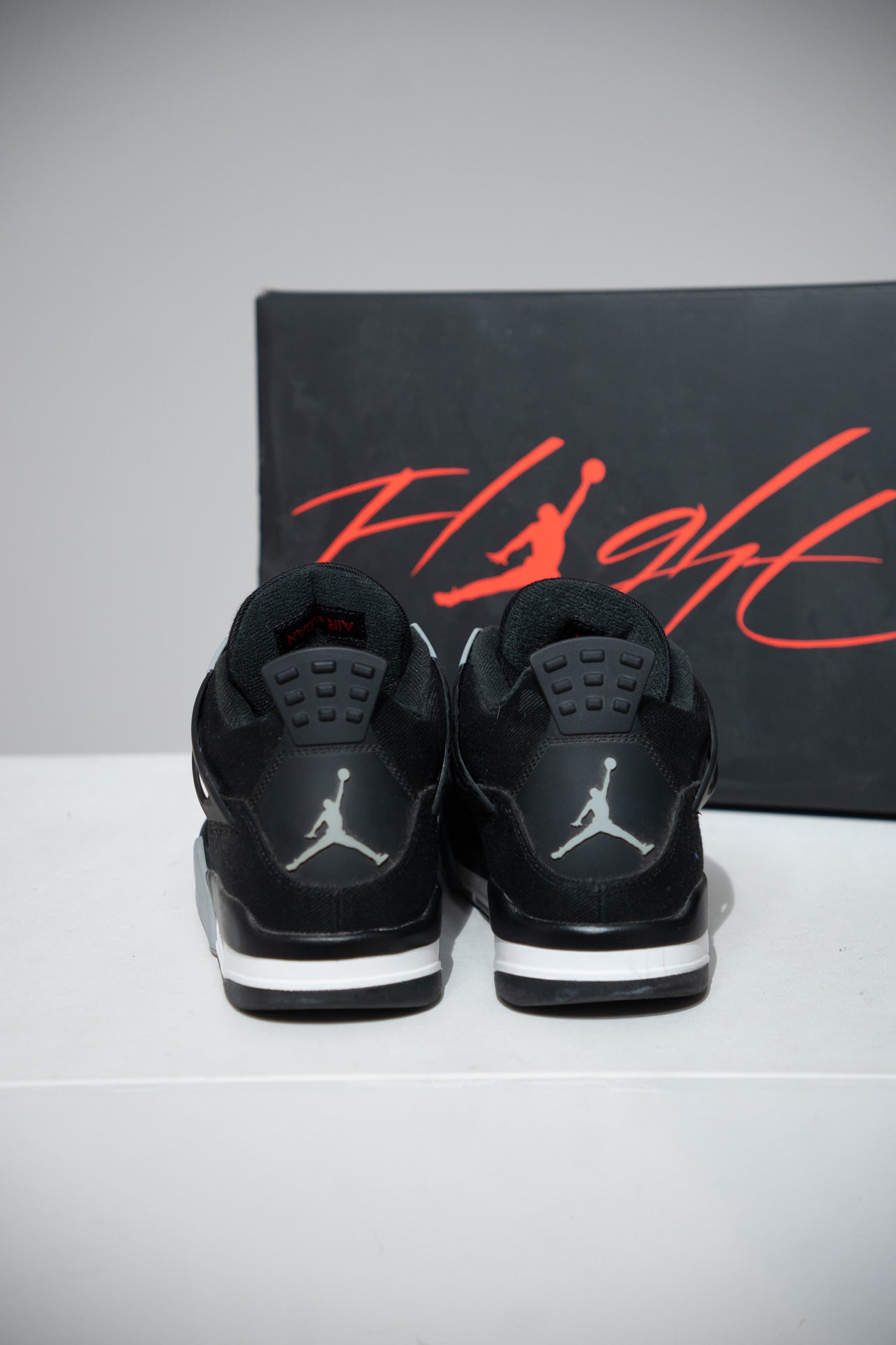 Jordan 4 Black Canvas (Taille 41)