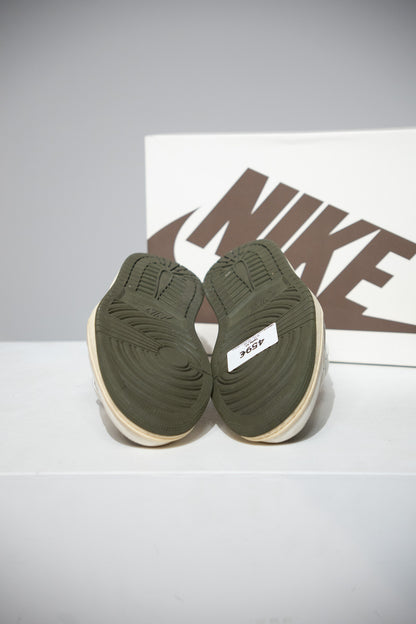Jordan 1 Low Travis Scott Medium Olive (Taille 41)