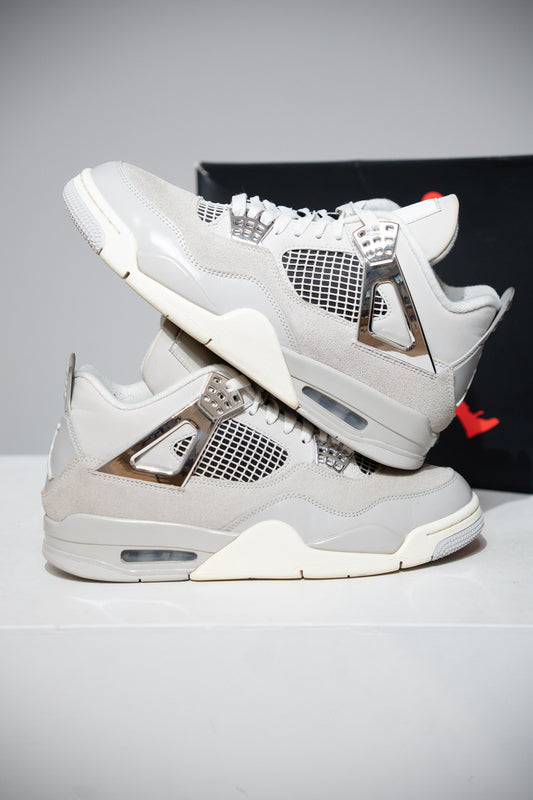 Jordan 4 Frozen Moments (Taille 41)
