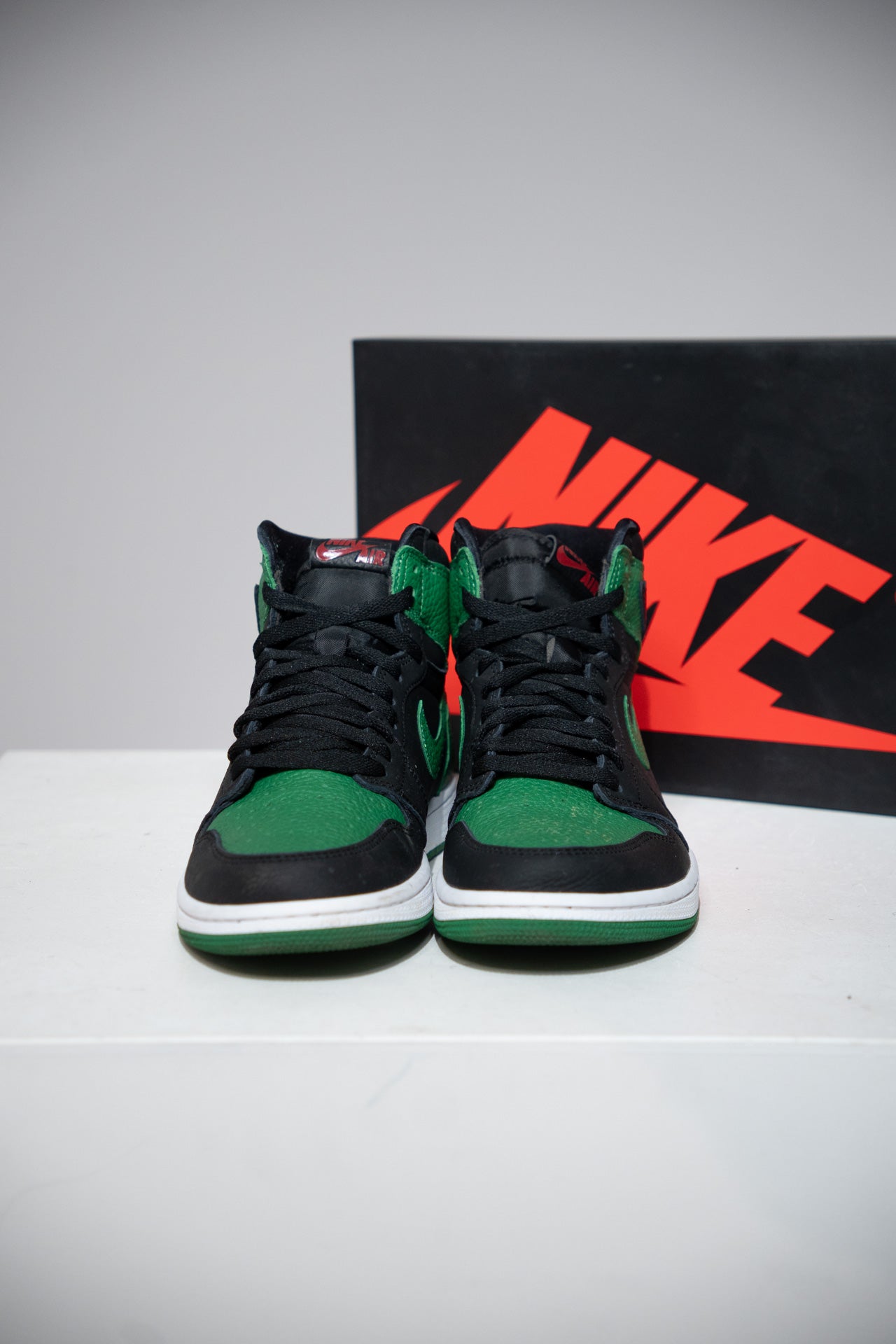 Jordan 1 High Pine green (Taille 42,5)