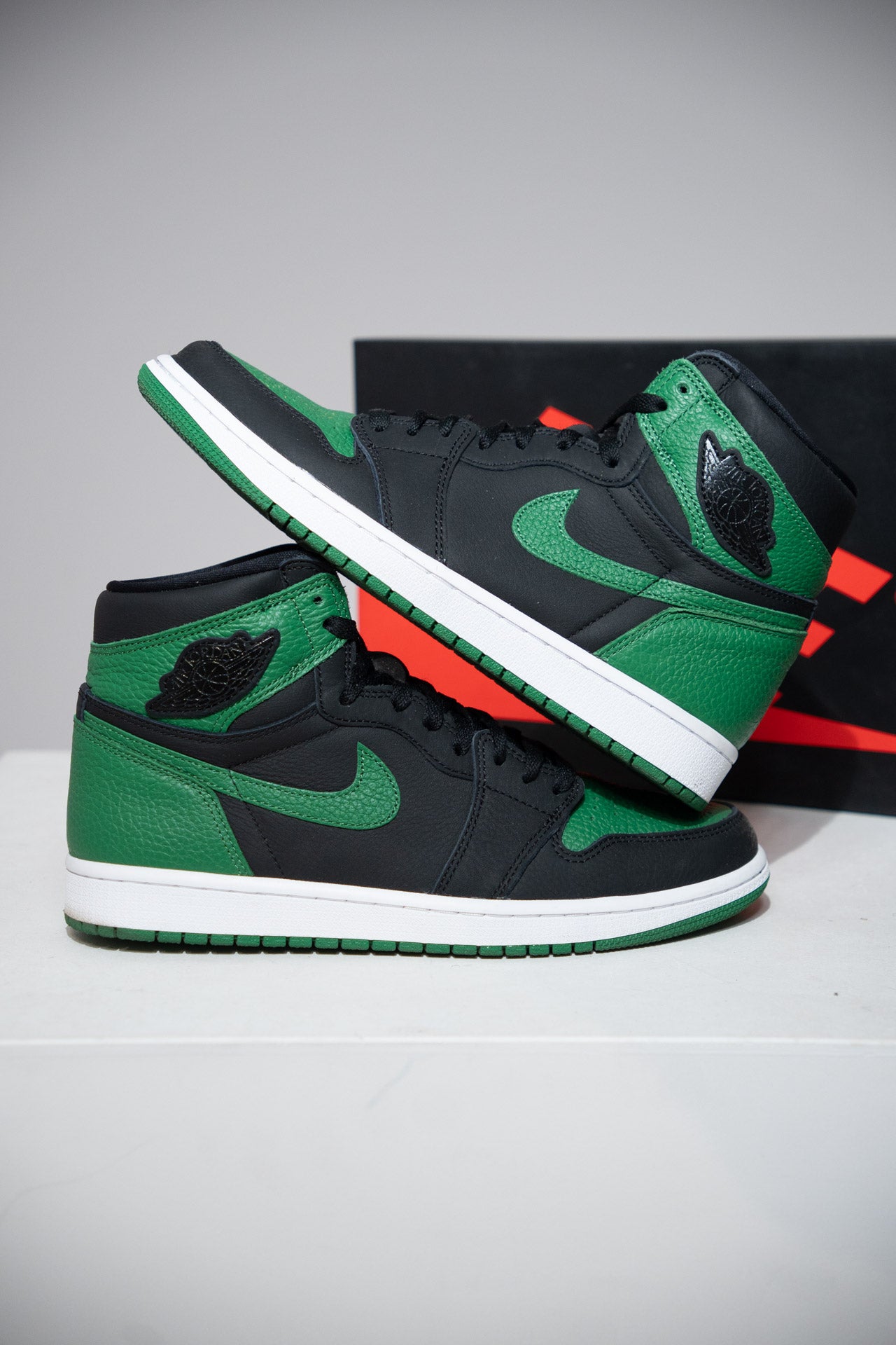 Jordan 1 High Pine green (Taille 42,5)