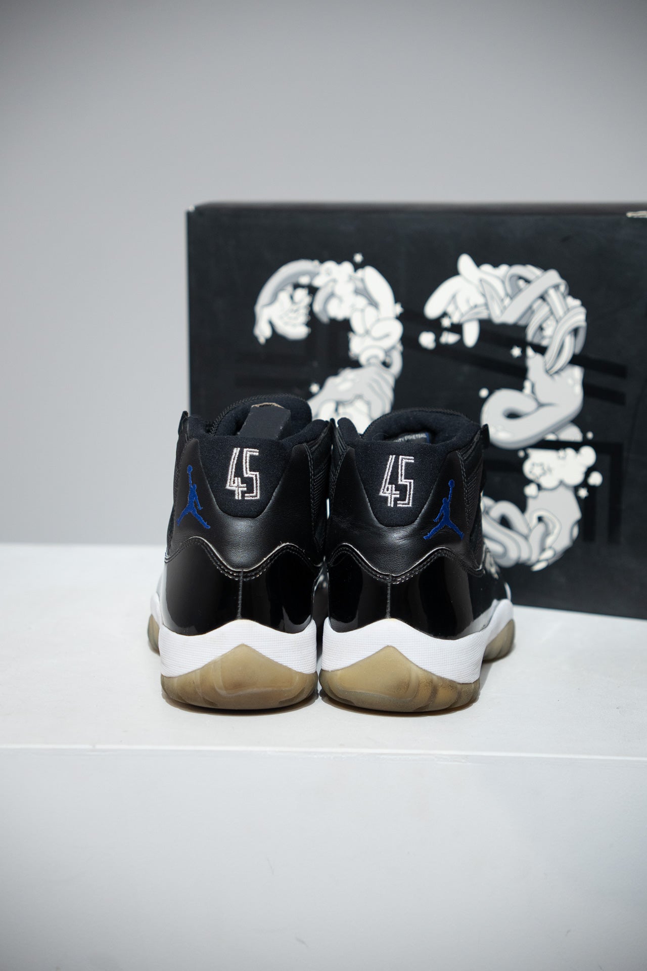 Jordan 11 SpaceJam (Taille 41)