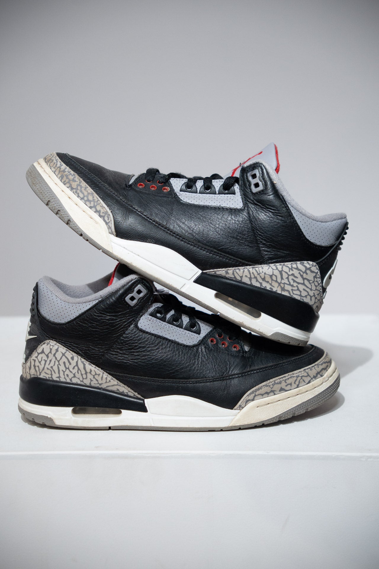 Jordan 3 Black Cement Reimagined (Taille 41)