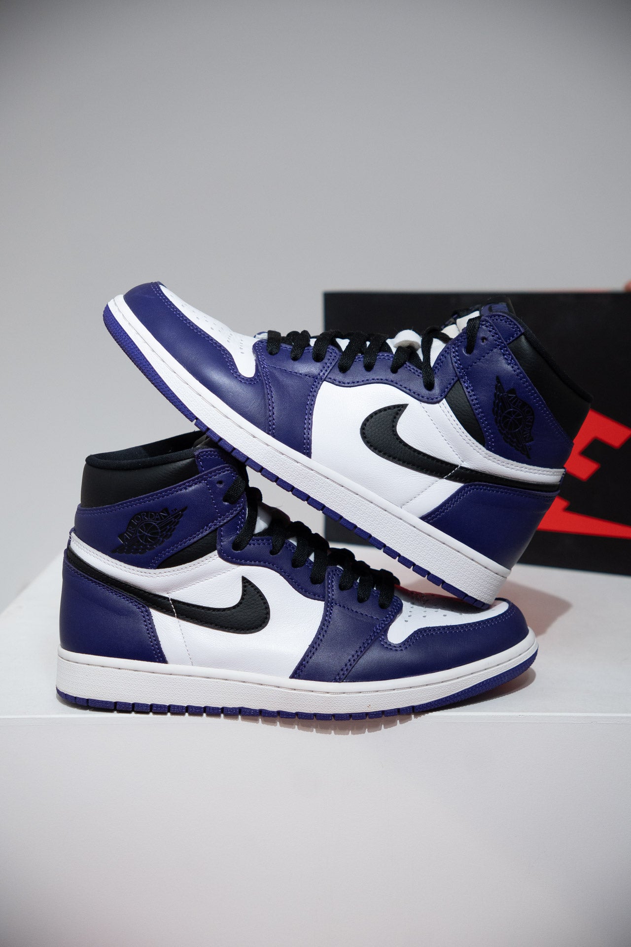 Jordan 1 High Court Purple (Taille 43)