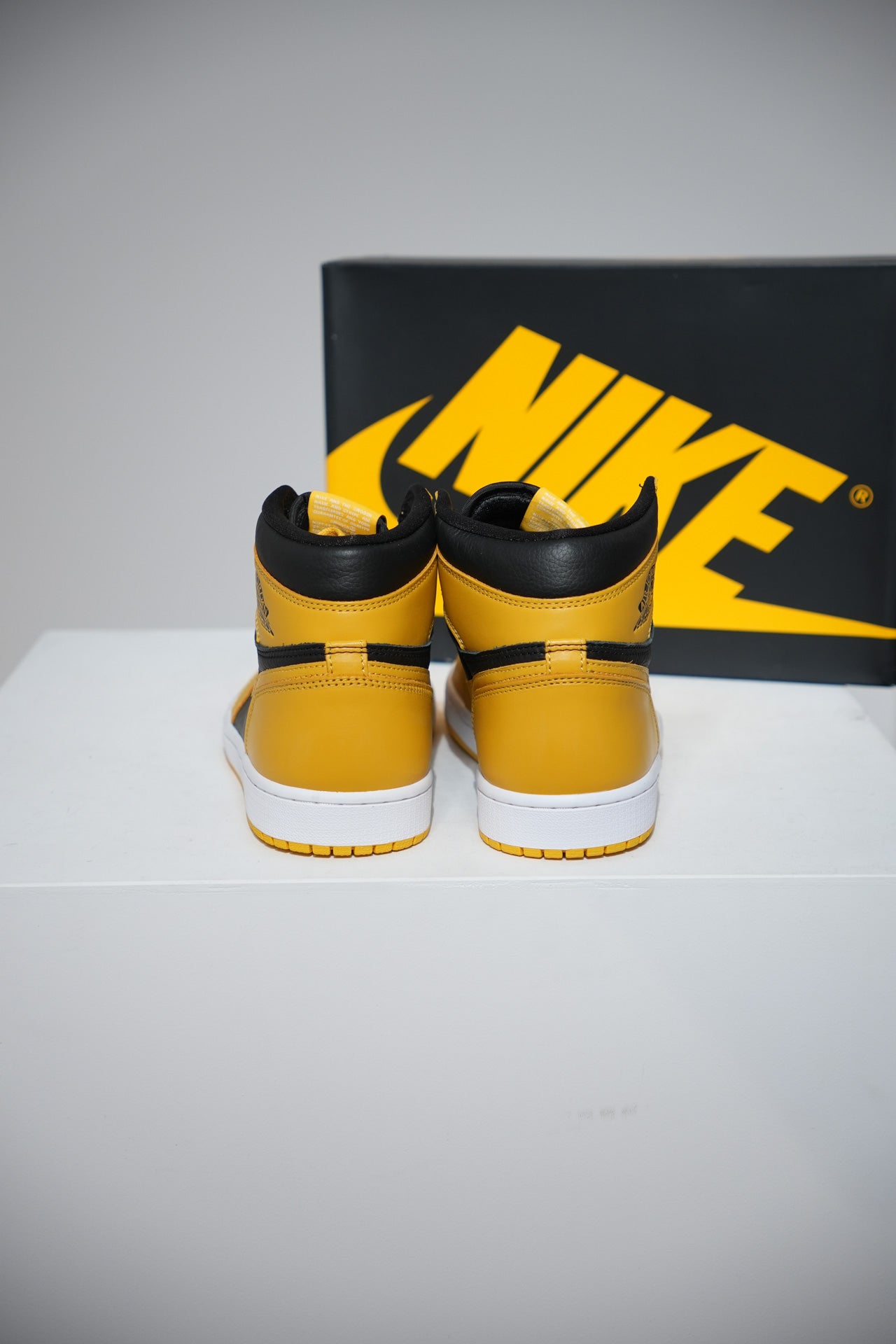 Jordan 1 High Pollen (Taille 39)