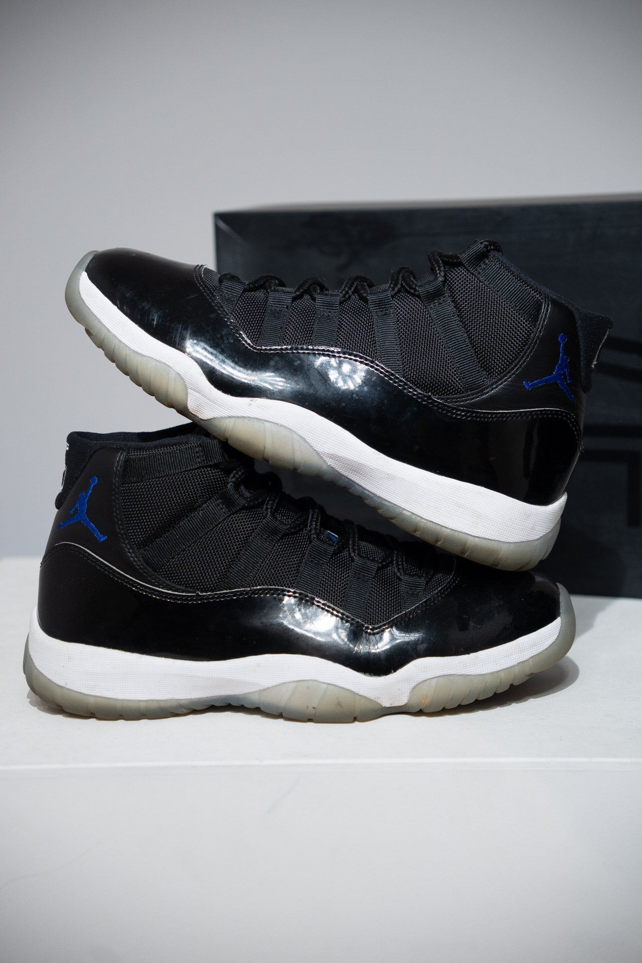 Jordan 11 Space Jam (Taille 41)