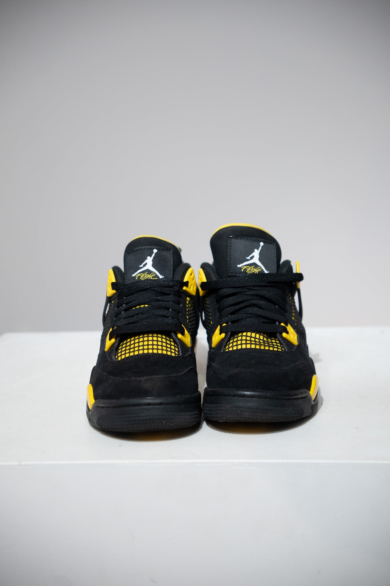 Jordan 4 Thunder GS (Taille 40)
